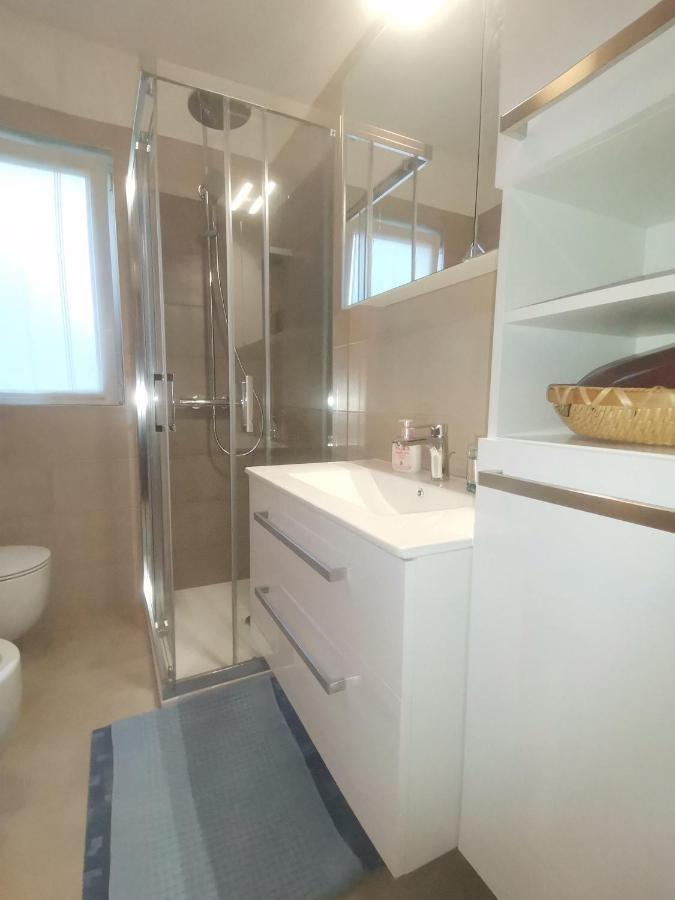 Apartman Hola Novigrad  Exterior photo