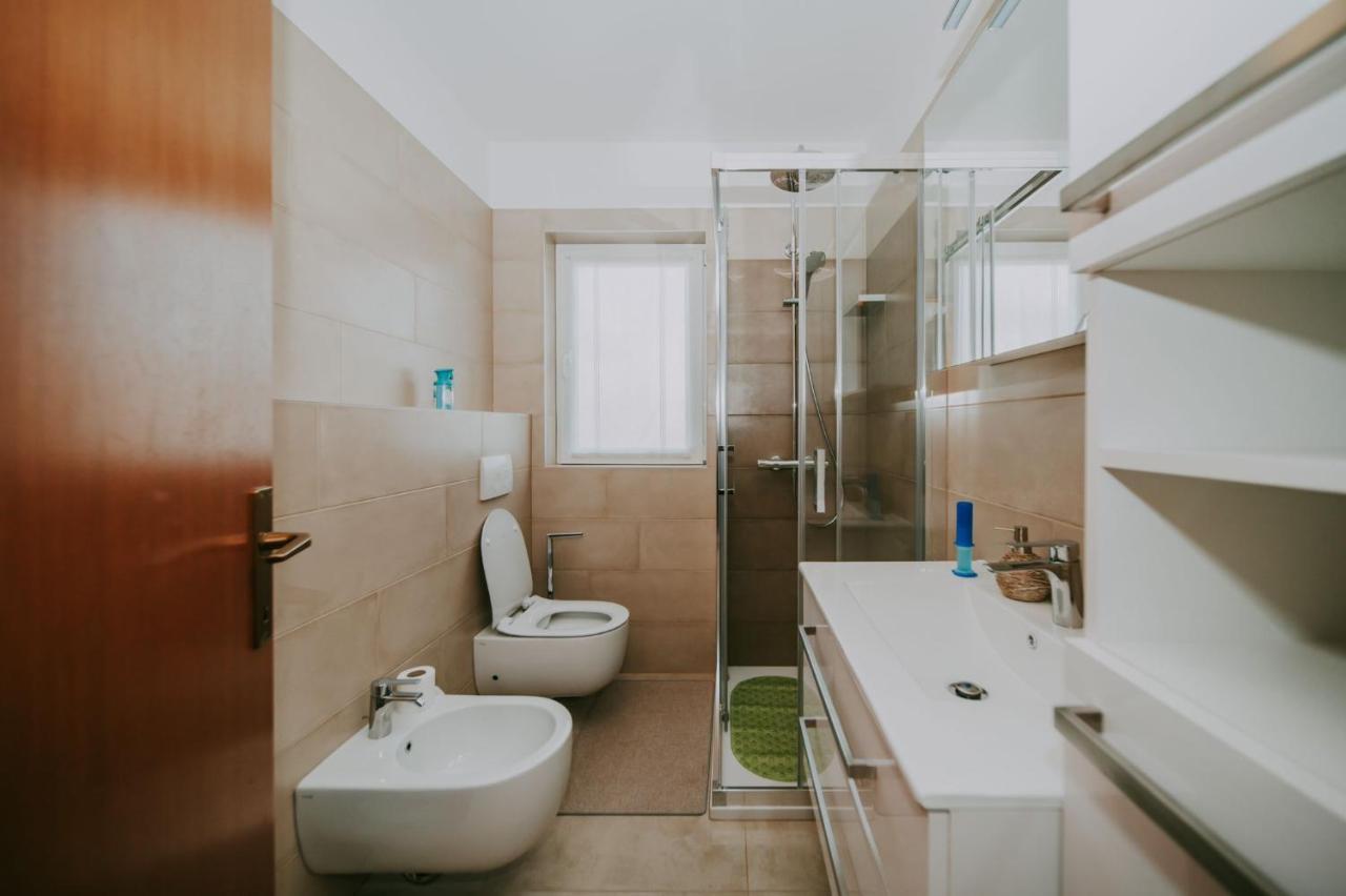 Apartman Hola Novigrad  Exterior photo
